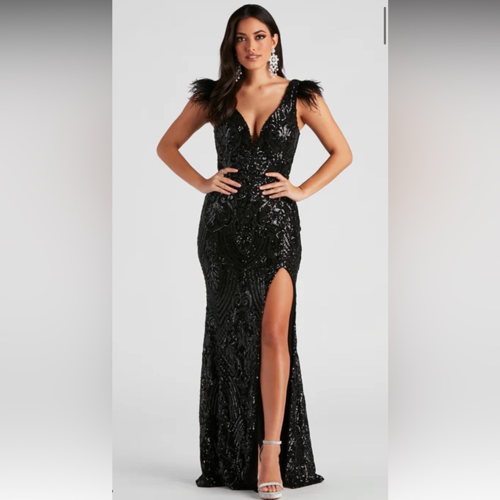 Formal Sequin Feather Long Dress